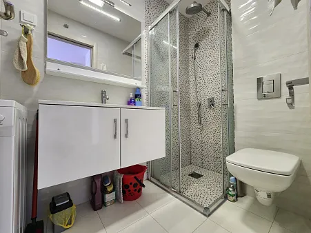 2-Zimmer-Wohnung, 46 m² in Bečići mit Meerblick